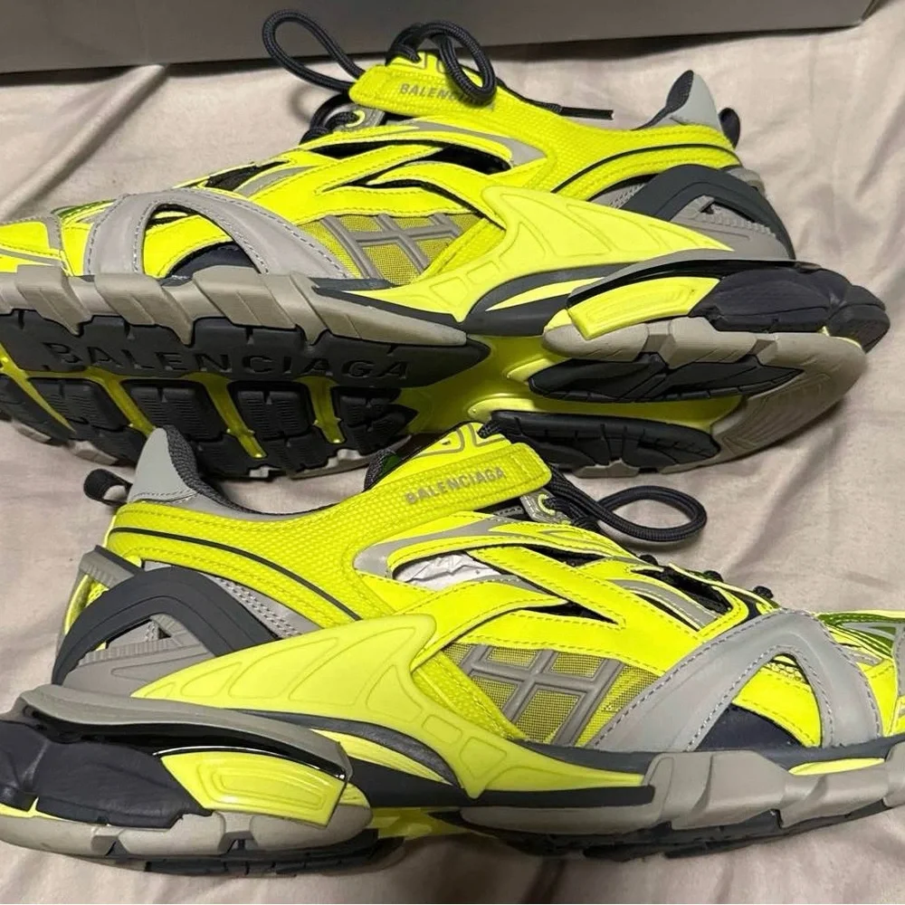 Balenciaga Men’s Track 2 Open Sneakers - Picture 2 of 7